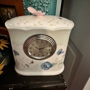 Lenox Butterfly Meadow Desk Clock